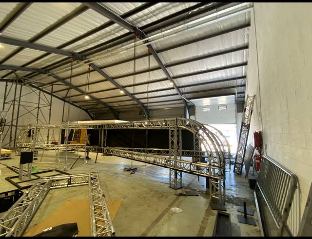 363M² WAREHOUSE TO LET IN TOKAI